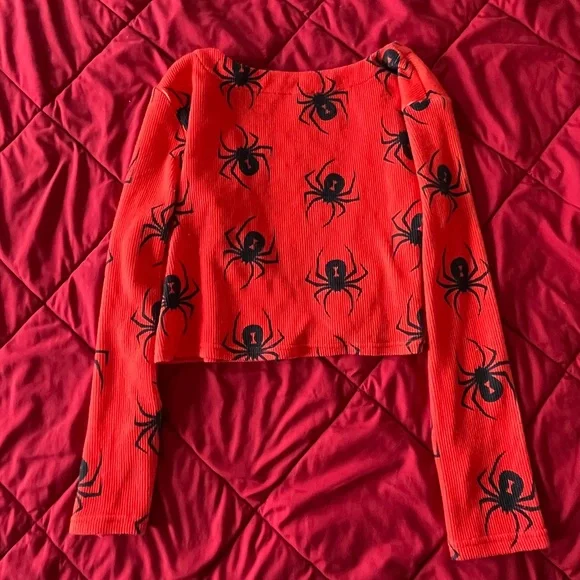 Tunnel Vision Red Widow Print Cardigan - Picture 3 of 5